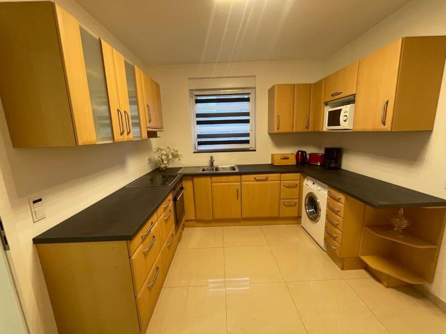 Exklusive Flughafen-messe Naehe Duesseldorf Apartment Duisburg
