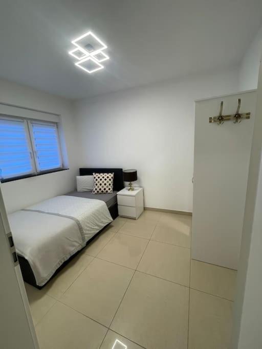Apartment Exklusive Flughafen-messe Naehe Duesseldorf
